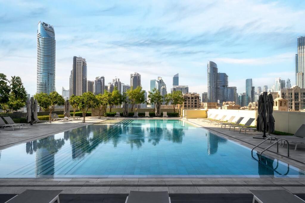 Mesmerizing View Of Burj Khalifa Dubai