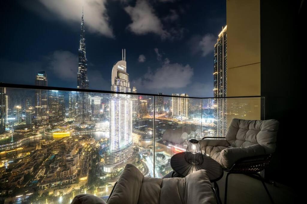 Mesmerizing View Of Burj Khalifa Apartment
